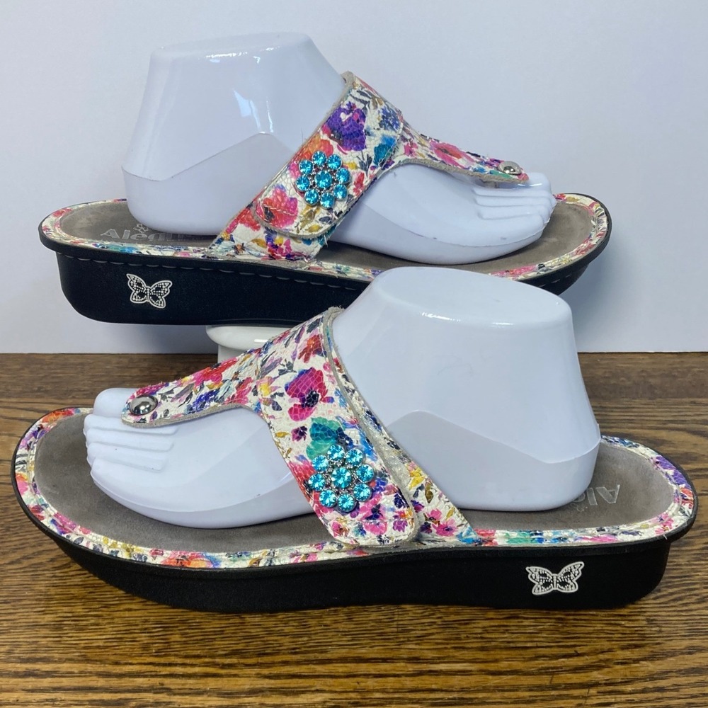 Alegria Carina Womens Size 42 Floral Leather Thong Sandals